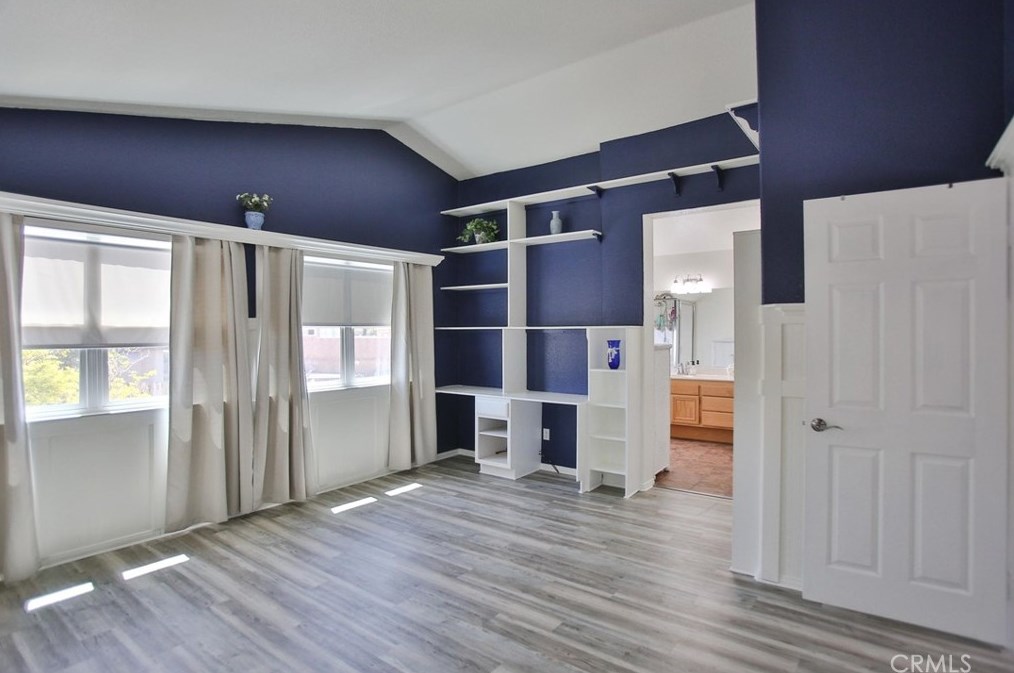 13269 Via Del Lago, Victorville CA  92392-8634 exterior