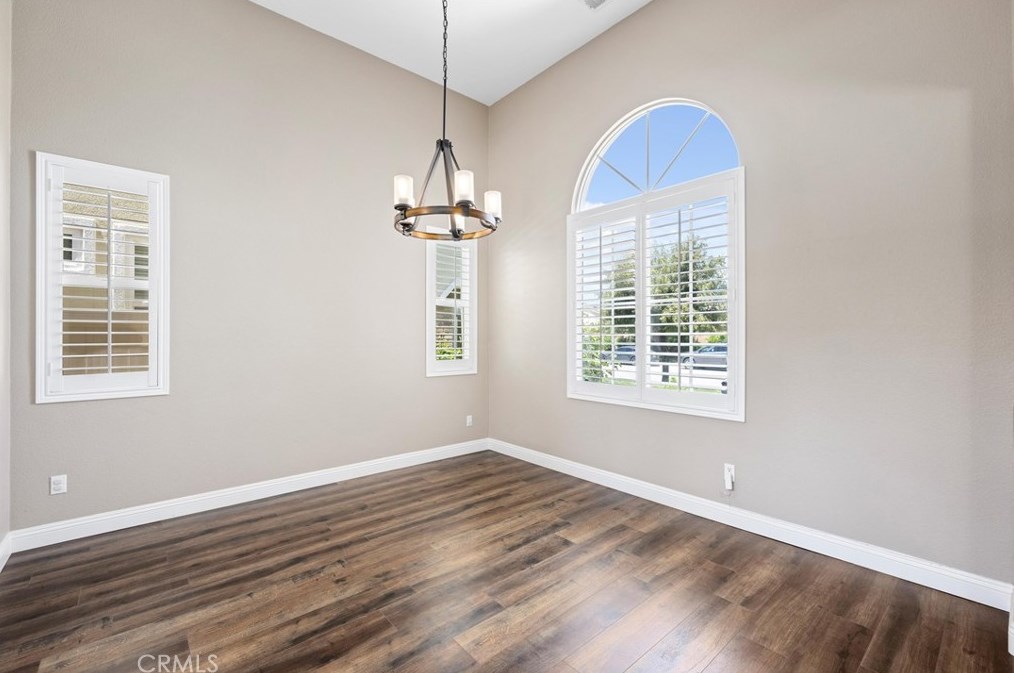 1527 Polaris Ln, Beaumont CA  92223-7802 exterior