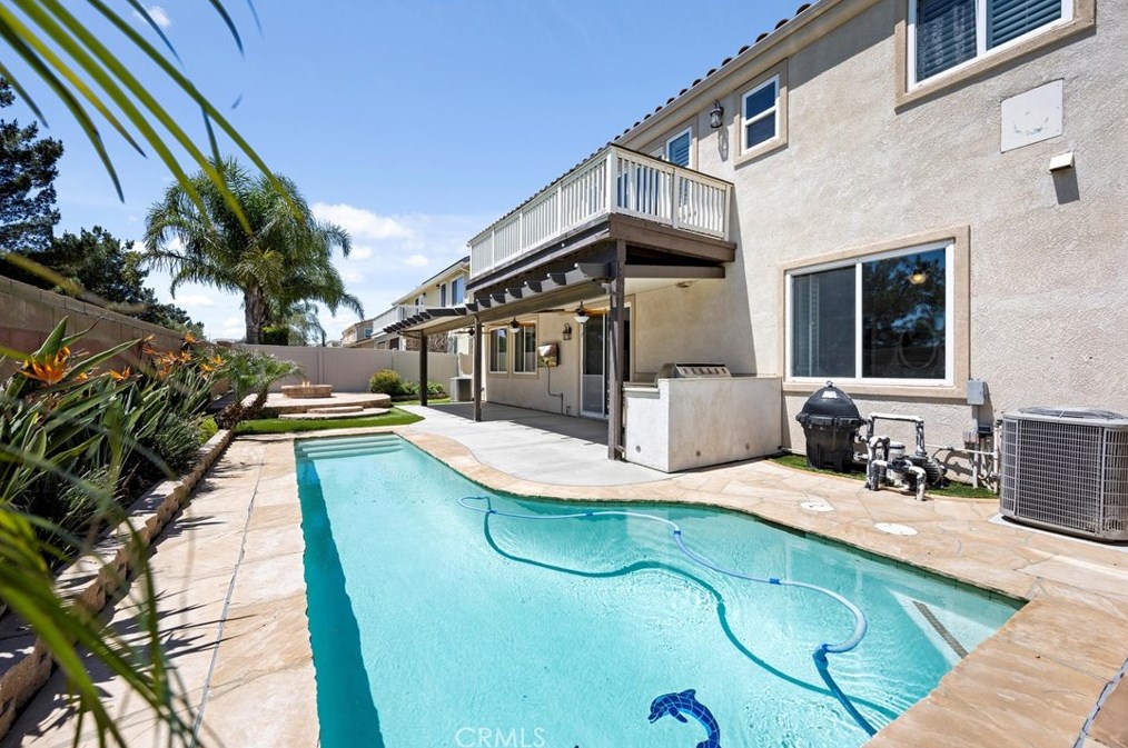 1527 Polaris Ln, Beaumont CA  92223-7802 exterior