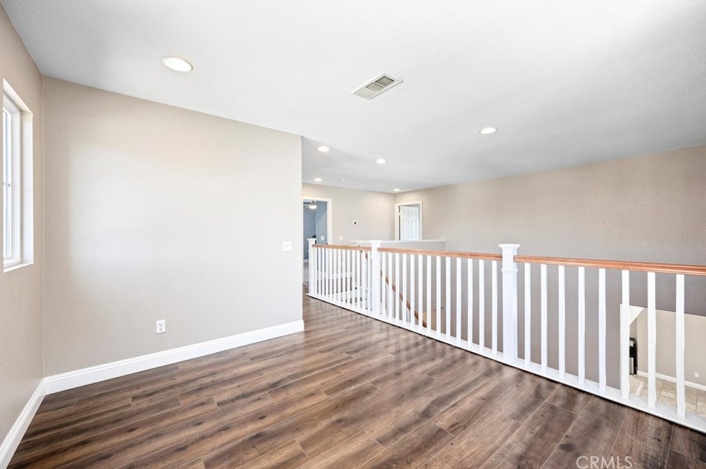 1527 Polaris Ln, Beaumont CA  92223-7802 exterior