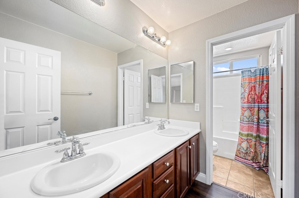 1527 Polaris Ln, Beaumont CA  92223-7802 exterior