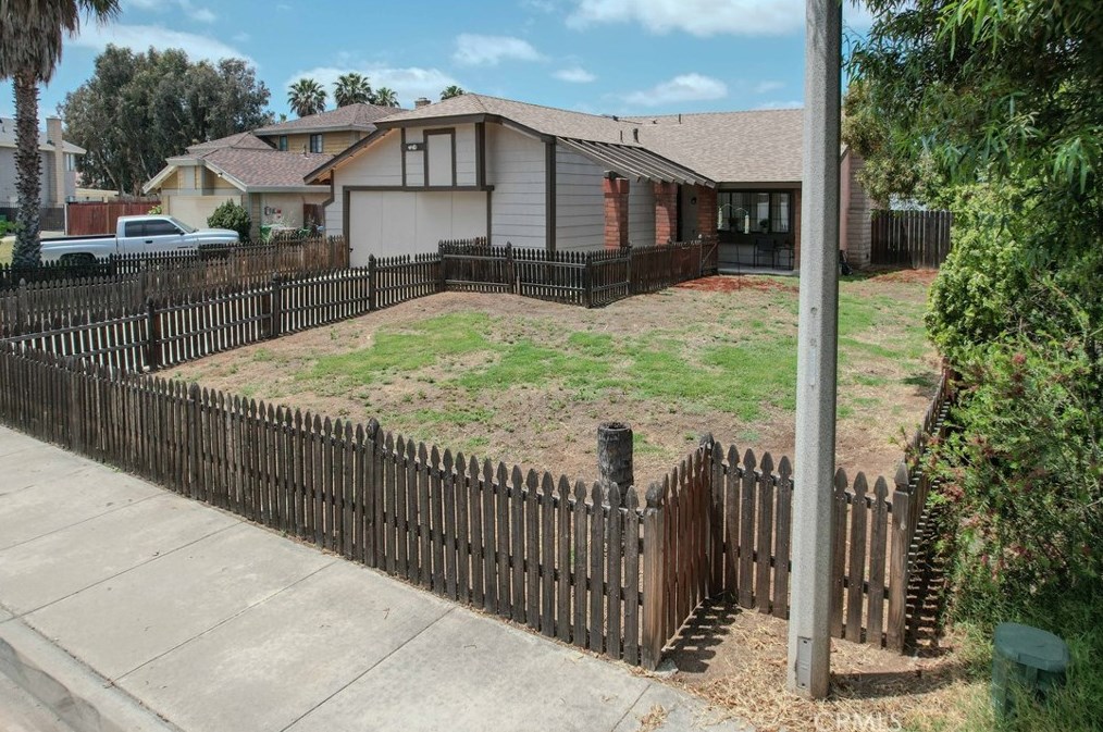 15471 Paseo Carmel, Moreno Valley, CA 92551-1430
