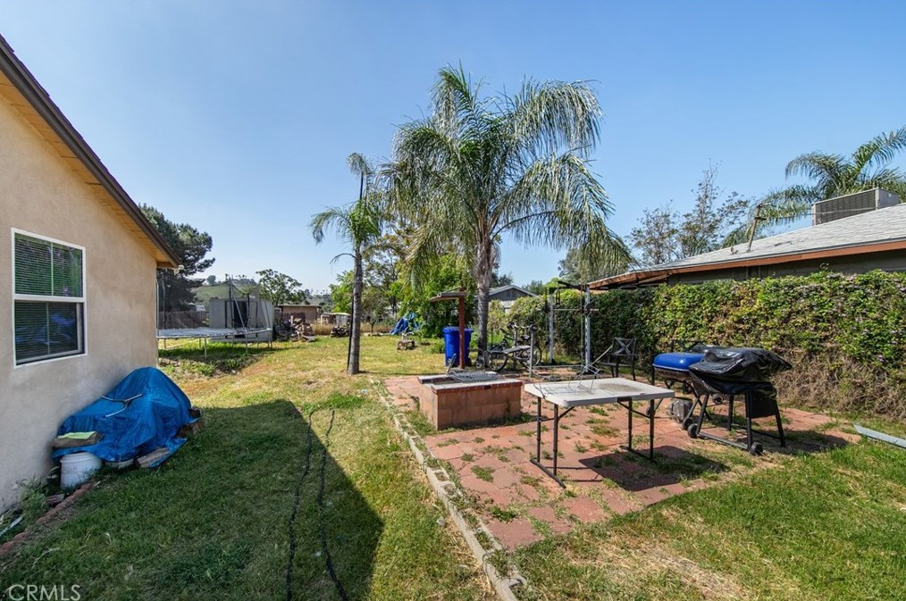 543 41 St, San Bernardino CA  92407-3569 exterior