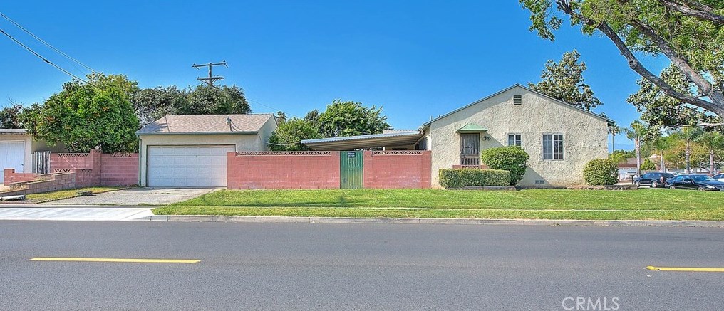 812 N Millard Ave, Rialto, CA 92376