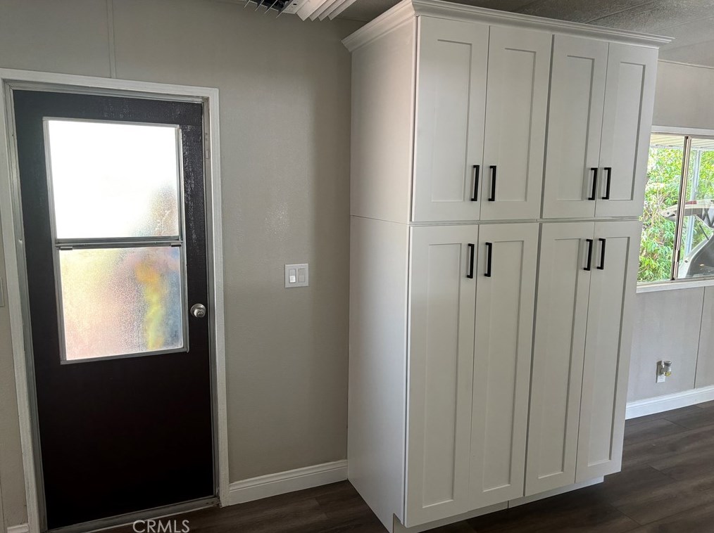 22111 Newport Ave, Colton CA  92313-4313 exterior