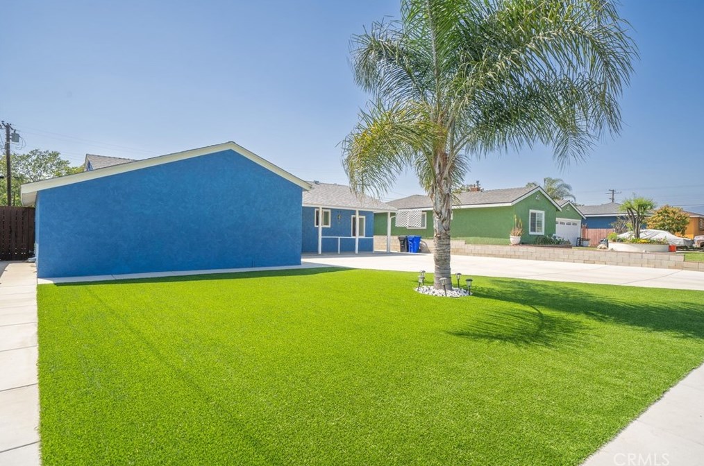 120 Marcella Ave, Rialto, CA 92376-6623