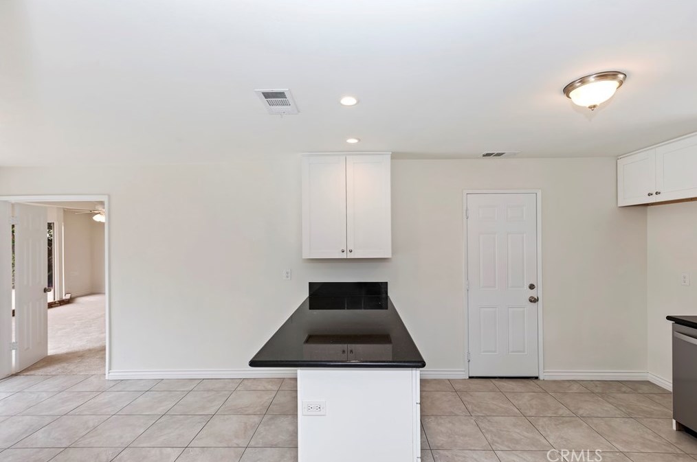 4055 Mt Vernon Ave, Riverside CA  92507-4805 exterior