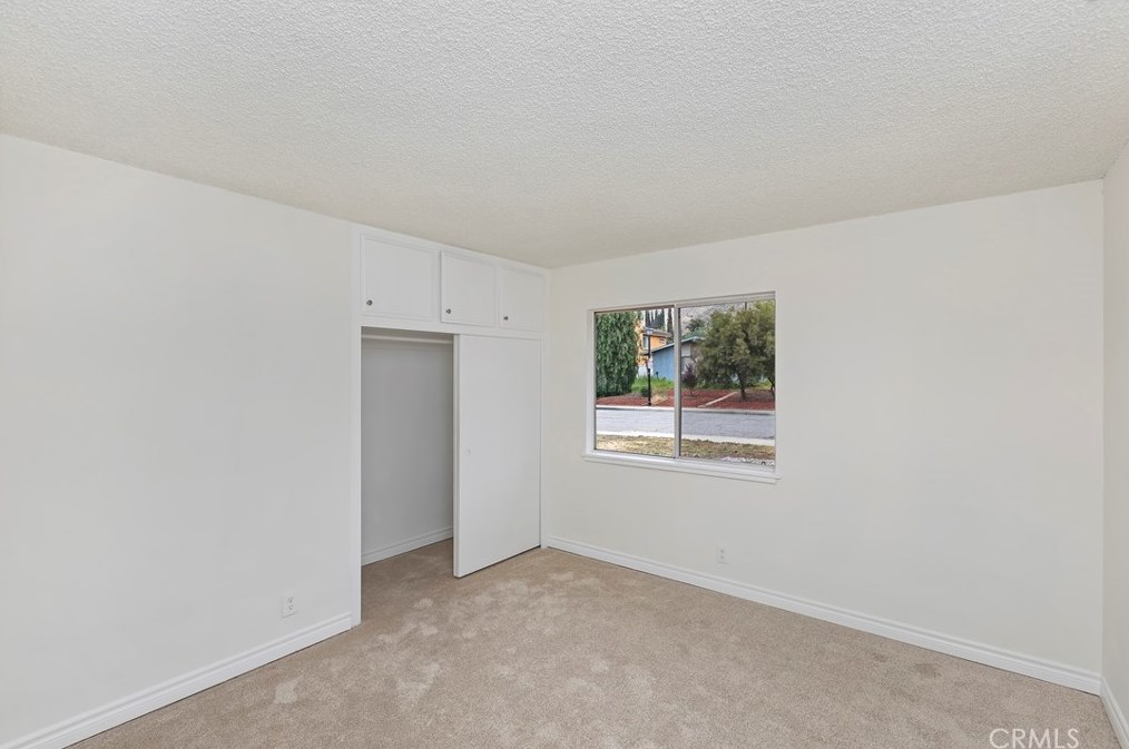 4055 Mt Vernon Ave, Riverside CA  92507-4805 exterior