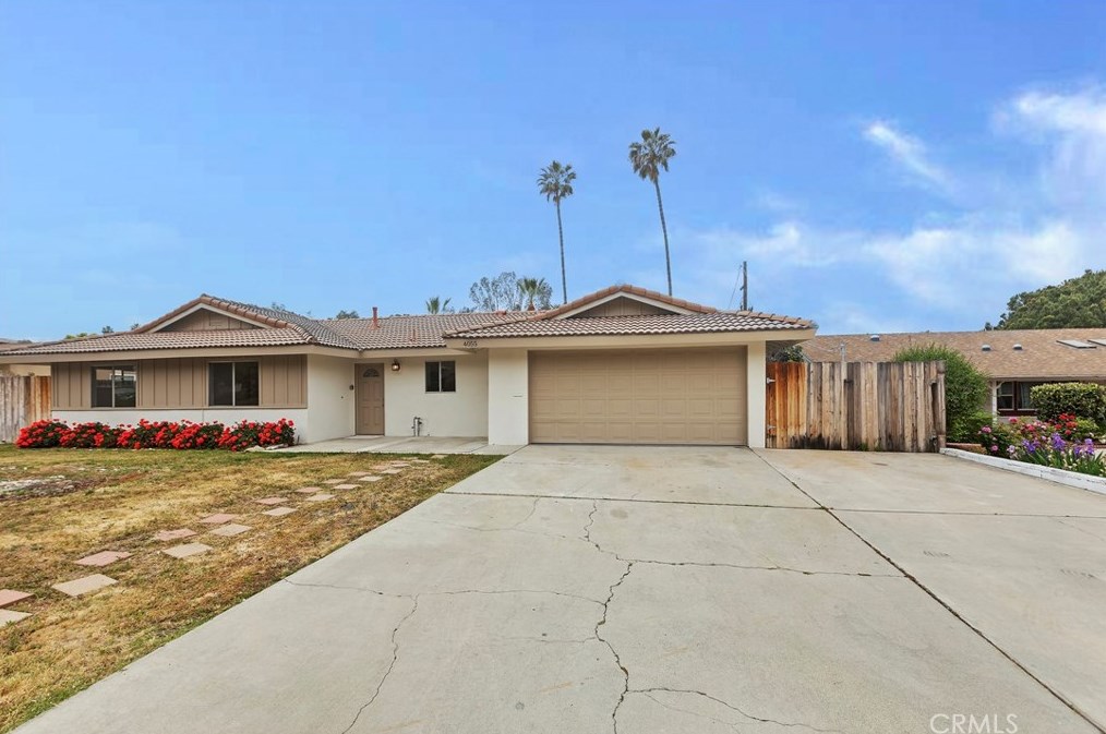 4055 Mt Vernon Ave, Riverside CA  92507-4805 exterior