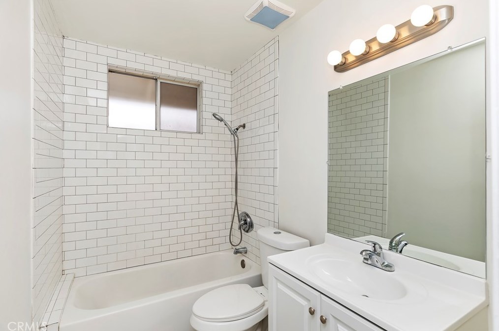 4055 Mt Vernon Ave, Riverside CA  92507-4805 exterior