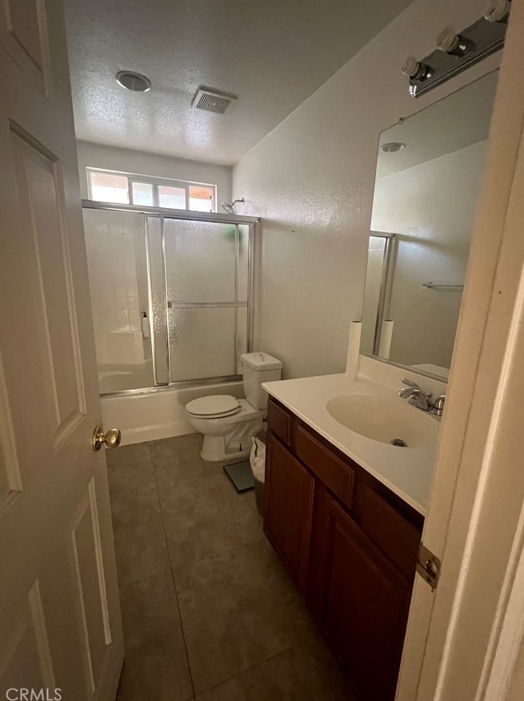 17427 Calle Rio Vis, Moreno Valley CA 92551-6324 exterior