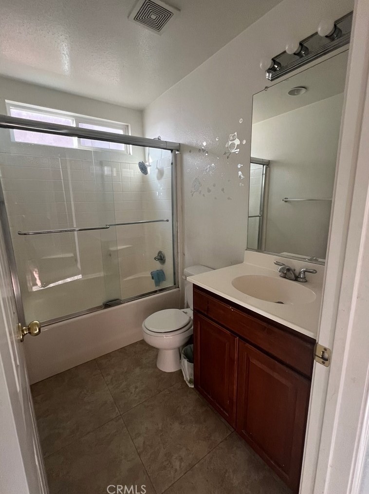 17427 Calle Rio Vis, Moreno Valley CA 92551-6324 exterior