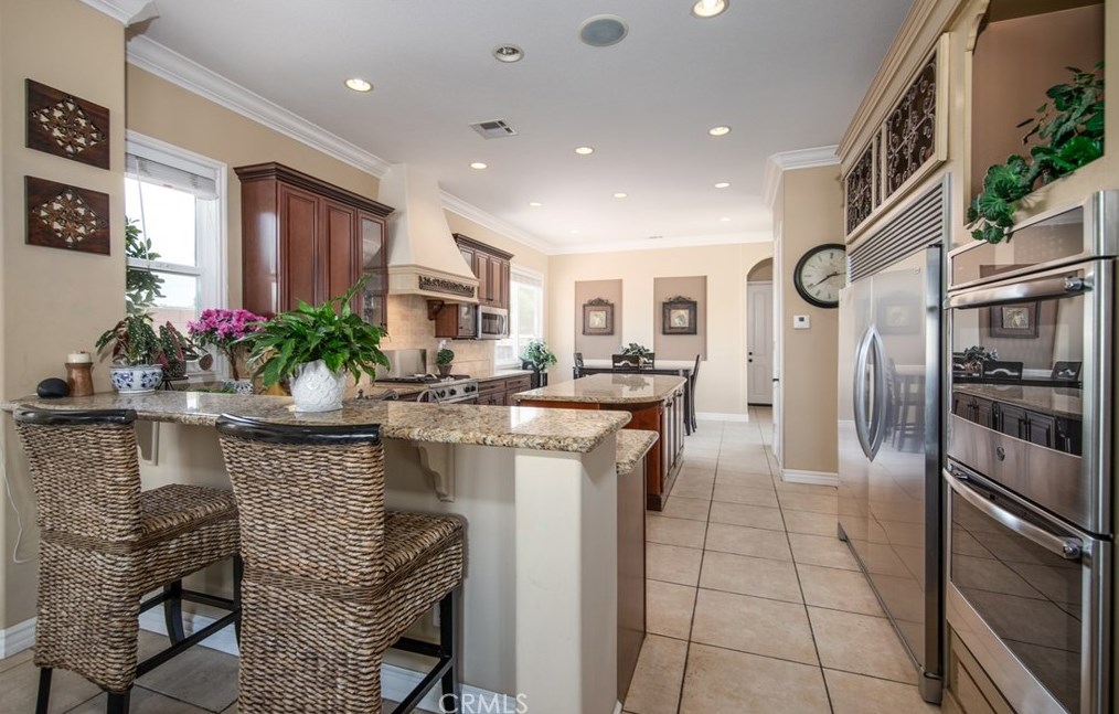 944 Pennsylvania Ave, Beaumont CA  92223-2407 exterior