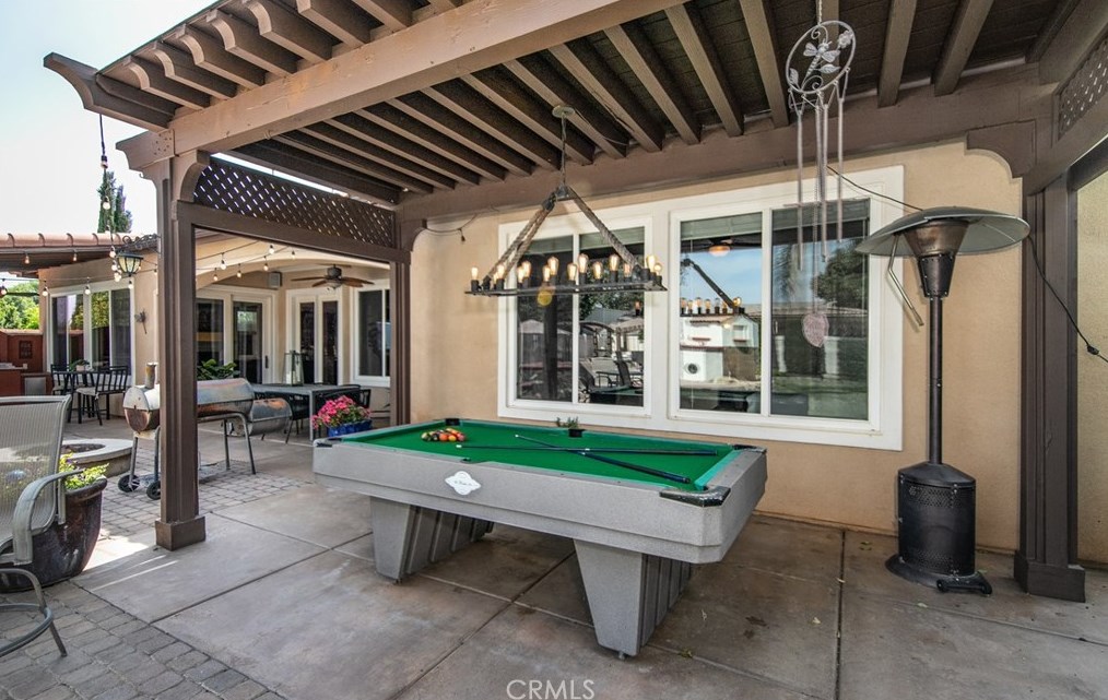944 Pennsylvania Ave, Beaumont CA  92223-2407 exterior