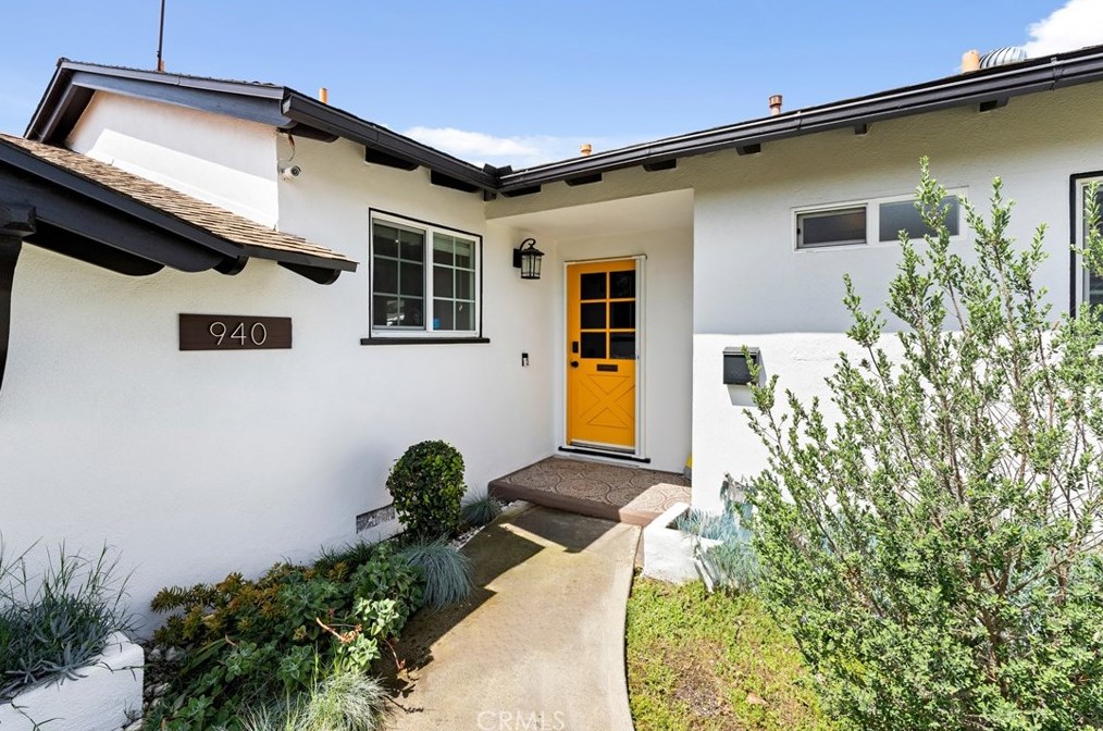 940 San Bernardino Ave, Pomona, CA 91767