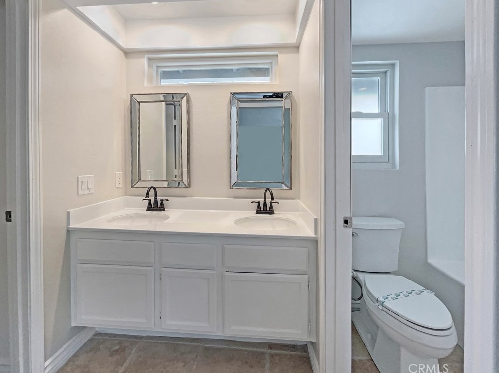 3417 Apple Blossom Ln, Lake Elsinore CA  92530-1857 exterior