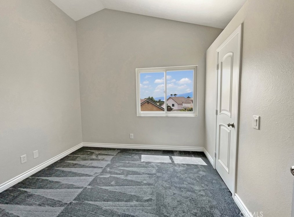3417 Apple Blossom Ln, Lake Elsinore CA  92530-1857 exterior