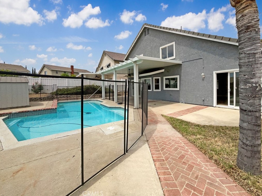 3417 Apple Blossom Ln, Lake Elsinore CA  92530-1857 exterior