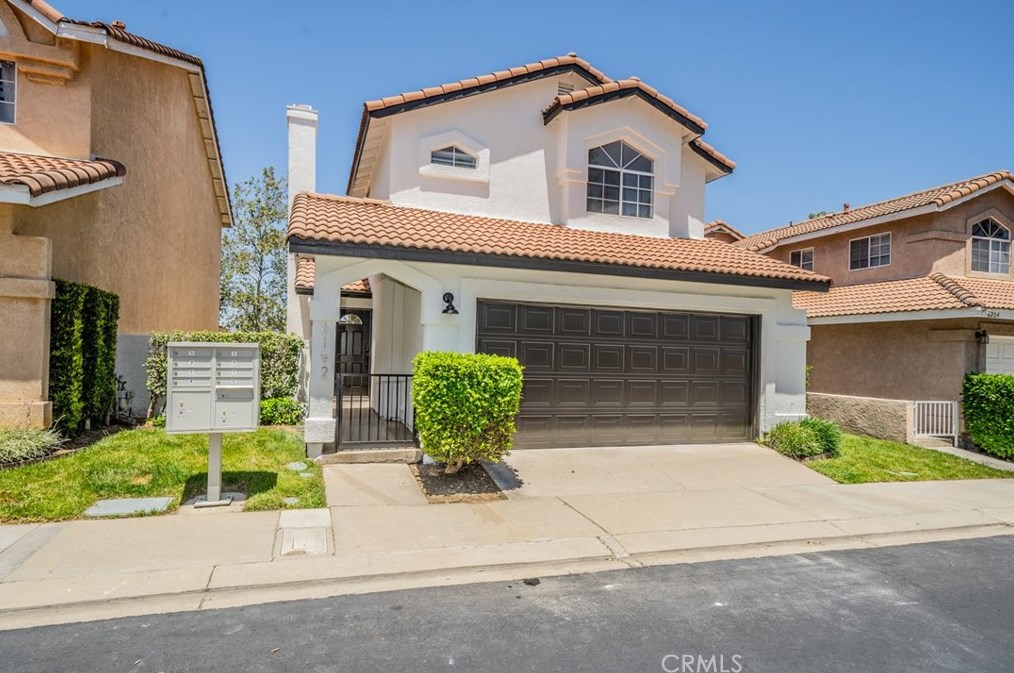 6192 Smokey Hill Ln, Chino Hills, CA 91709-3208