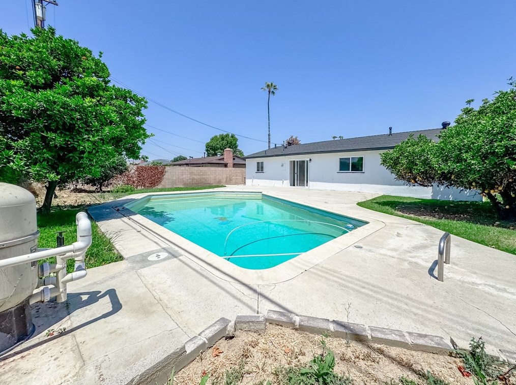 10366 Cochran Ave, Riverside CA  exterior