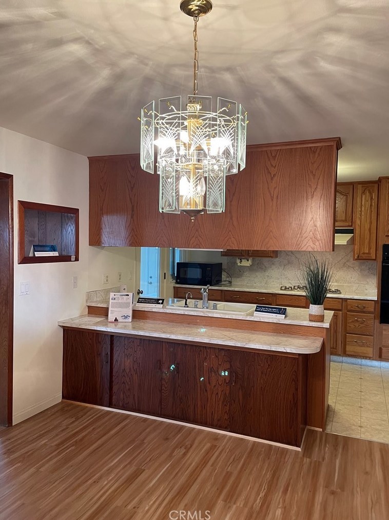 13210 Lisburn Pl, La Mirada CA  90638-1250 exterior