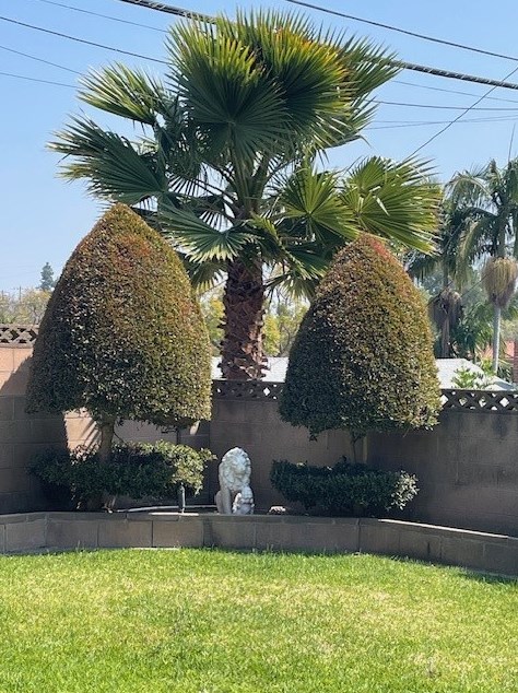 13210 Lisburn Pl, La Mirada CA  90638-1250 exterior