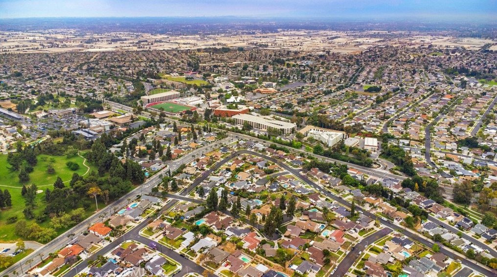 13210 Lisburn Pl, La Mirada CA  90638-1250 exterior