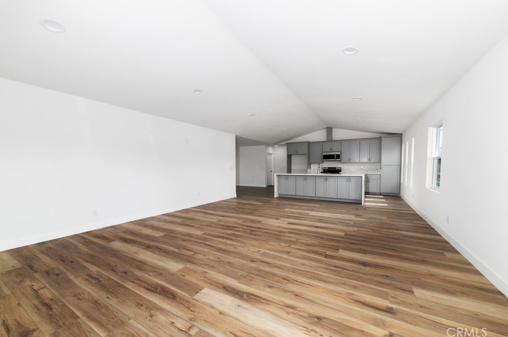 3895 June St, San Bernardino, CA 92407-6034