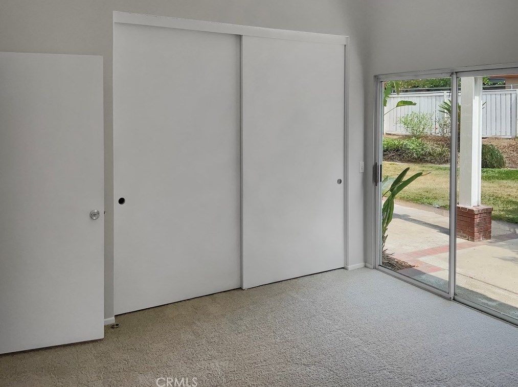 10057 Zinfandel Ln, Riverside CA  92509-2516 exterior