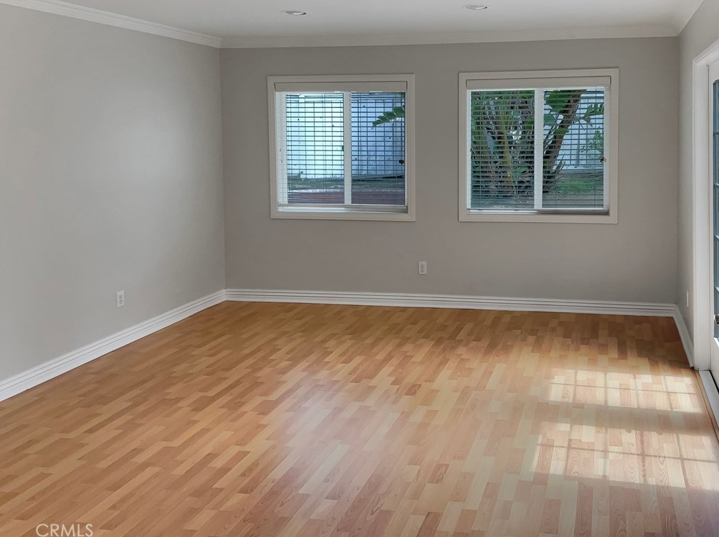 10057 Zinfandel Ln, Riverside CA  92509-2531 exterior