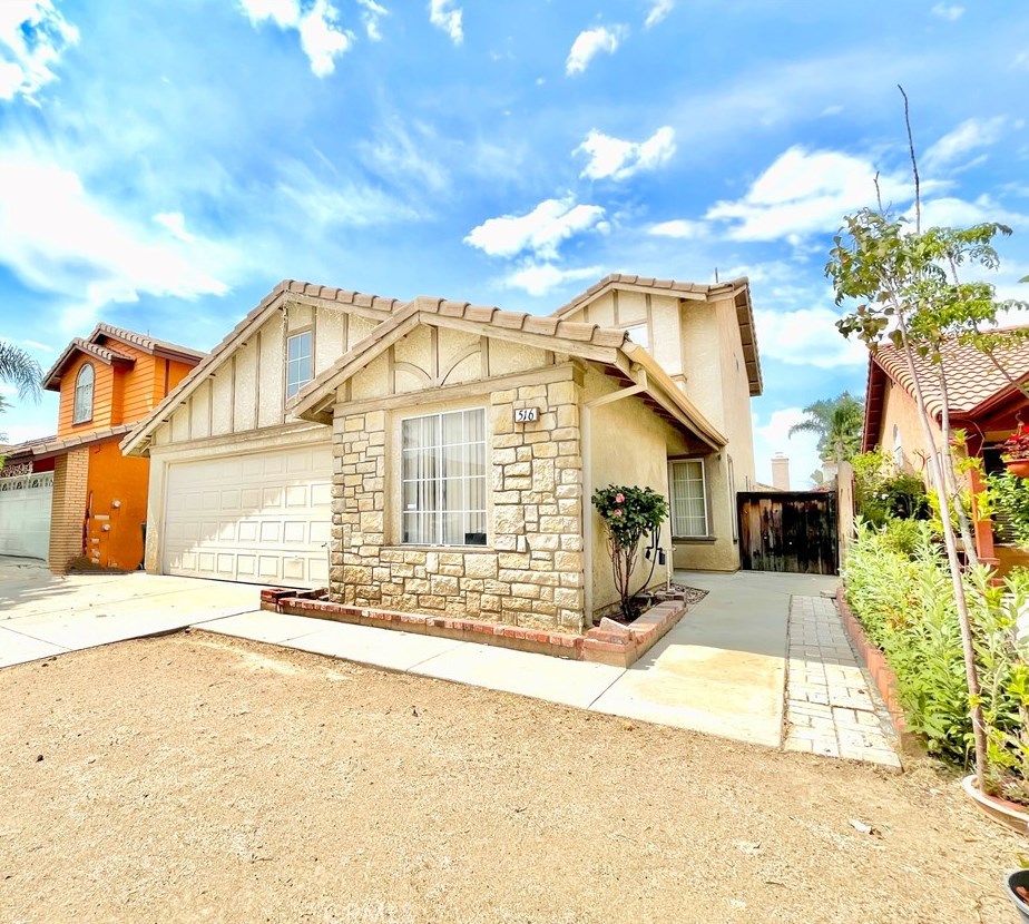 516 Dusty Ln, Perris, CA 92571