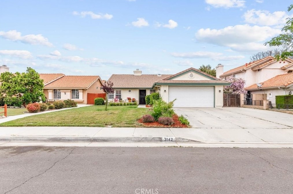 3142 Dave Cir, Hemet, CA 92545-1596