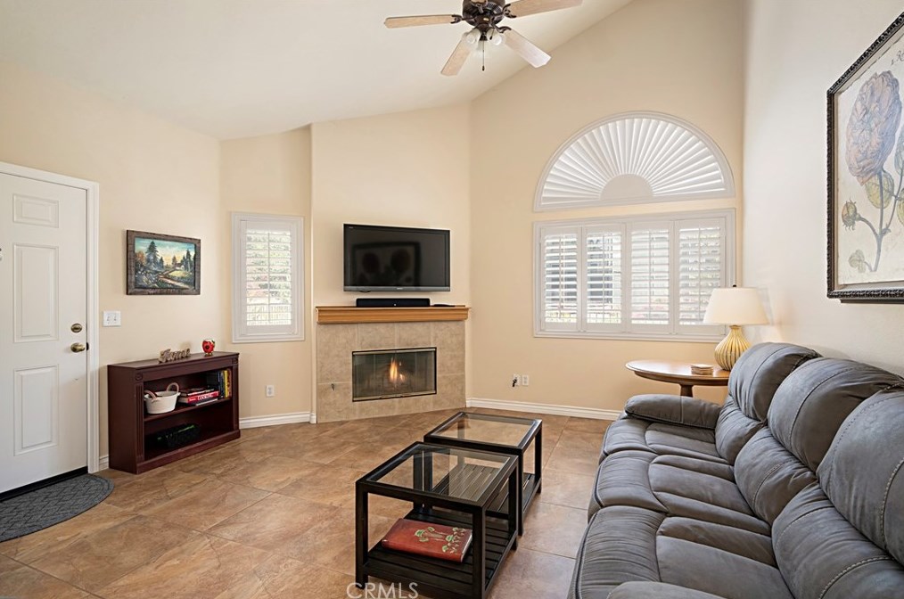 1555 Orange Ave, Redlands, CA 92373-1447