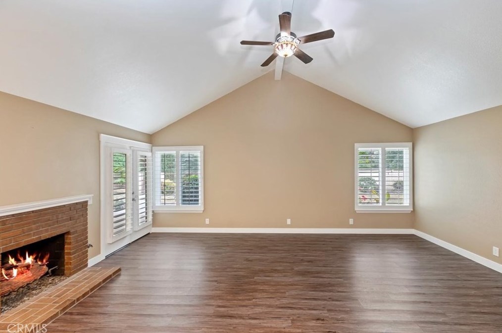 1382 Rimroad, Riverside CA  92506-5558 exterior