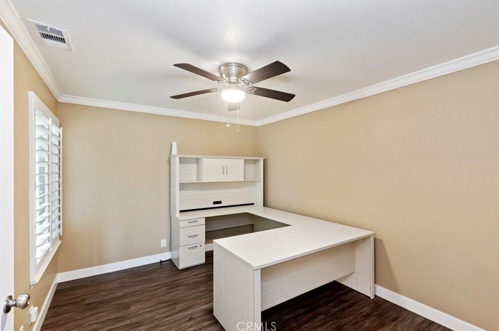 1382 Rimroad, Riverside CA  92506-5558 exterior