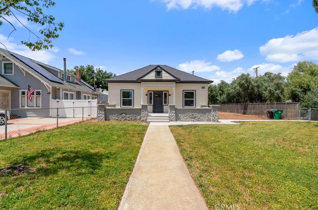 789 Euclid Ave, Beaumont, CA 92223-5944