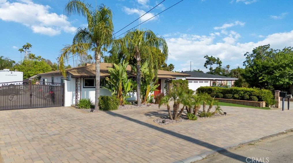 4685 Jones Ave, Riverside, CA 92505-1408