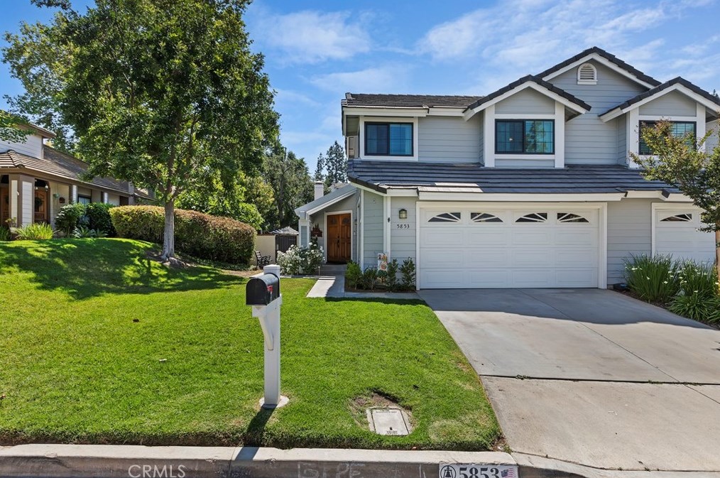 5853 Fairlane Dr, Riverside, CA 92506-3472