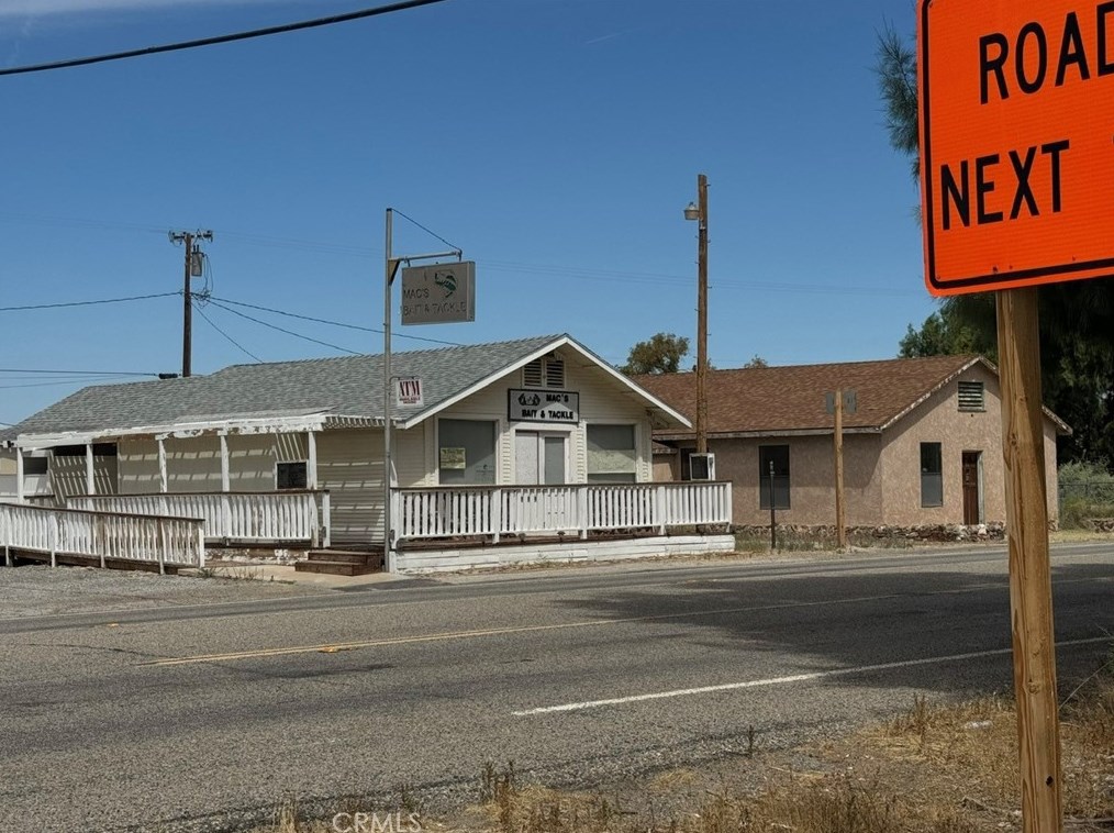 26 Ben Hulse Hwy, Palo Verde CA  92266-9800 exterior