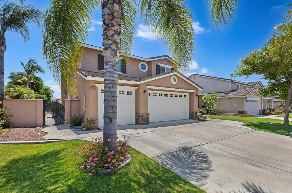 17064 Limetree Ln, Riverside, CA 92503-6770