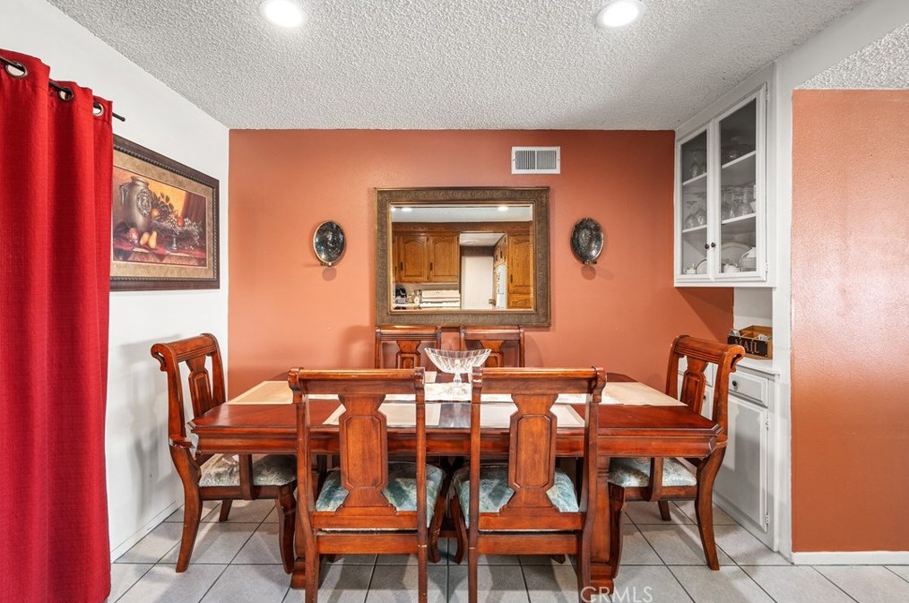 845 Imperial Ave, Ontario CA  91764-3623 exterior