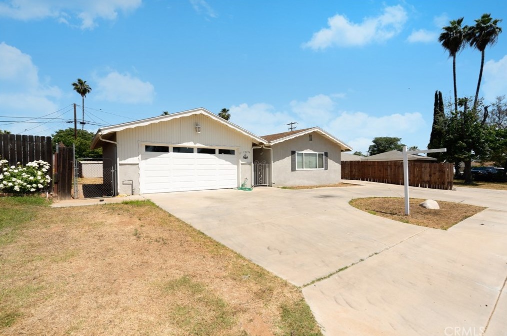 12176 Indian St, Moreno Valley, CA 92557-7216