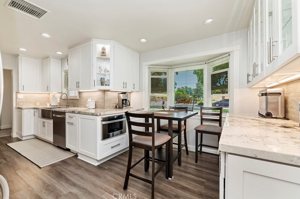 5445 Pinehurst Dr, Riverside CA  92504-1339 exterior