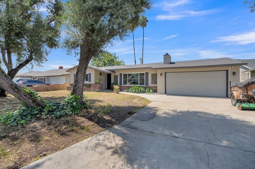 1279 Pumalo St, San Bernardino, CA 92404