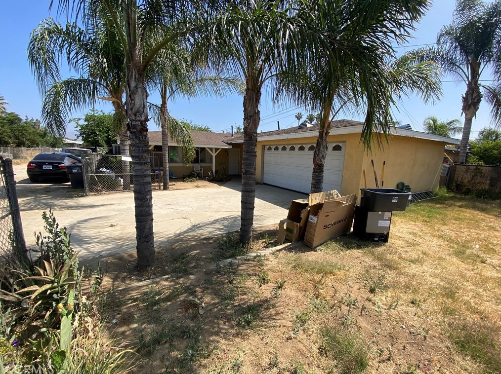 24246 Atwood Ave, Moreno Valley, CA 92553-3136