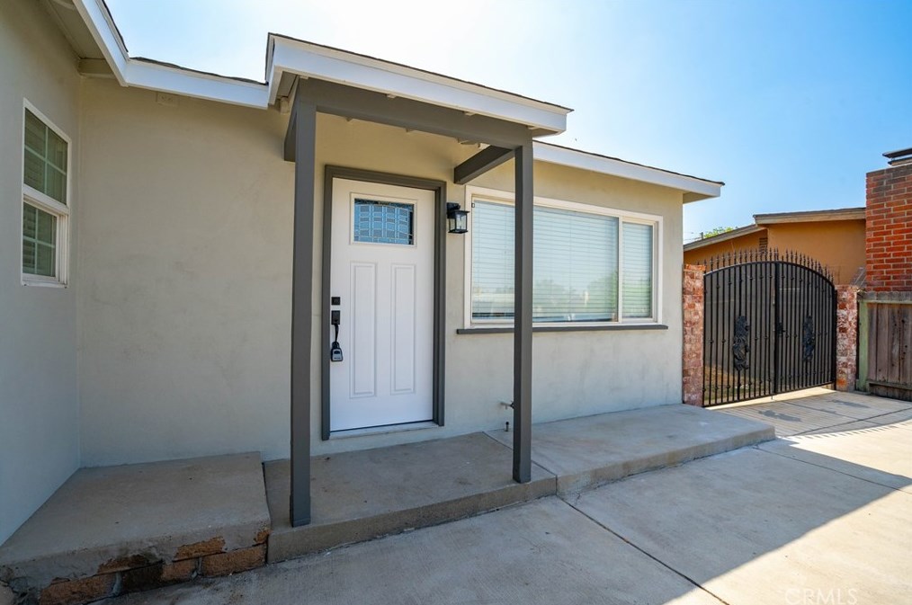 225 Millard Ave, Rialto, CA 92376-5813