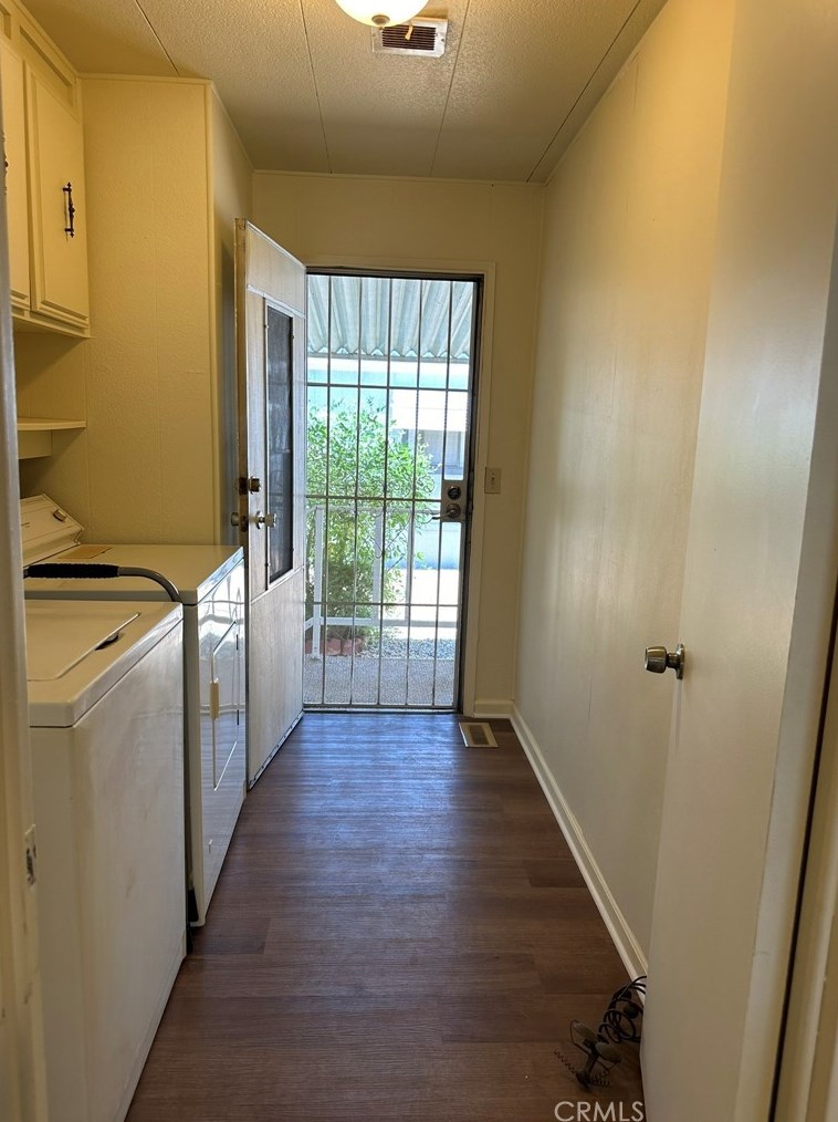 5001 Florida Ave, Hemet CA  92545-3802 exterior