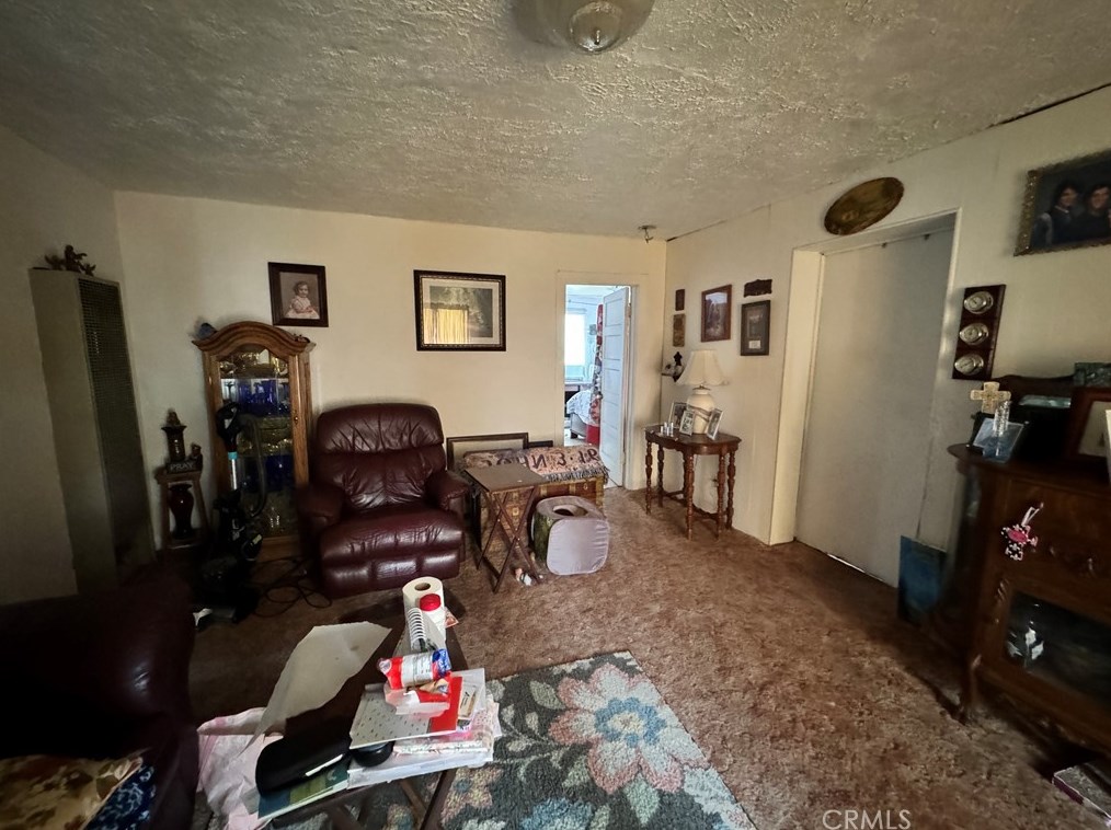 9371 Duncan Ave, Riverside, CA 92503-2640