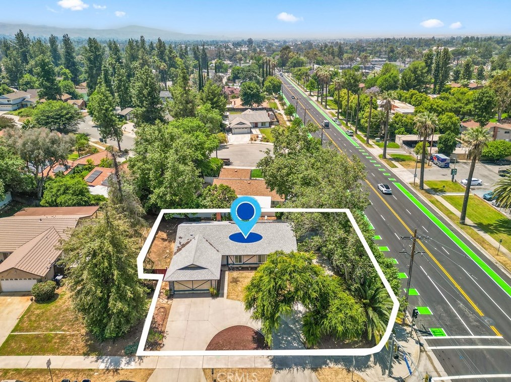 10 Ford St, Redlands CA  92374-6328 exterior