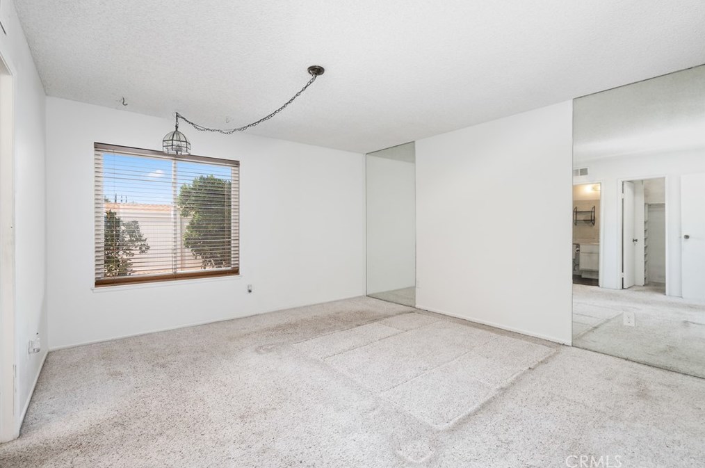 10 Ford St, Redlands CA  92374-6328 exterior